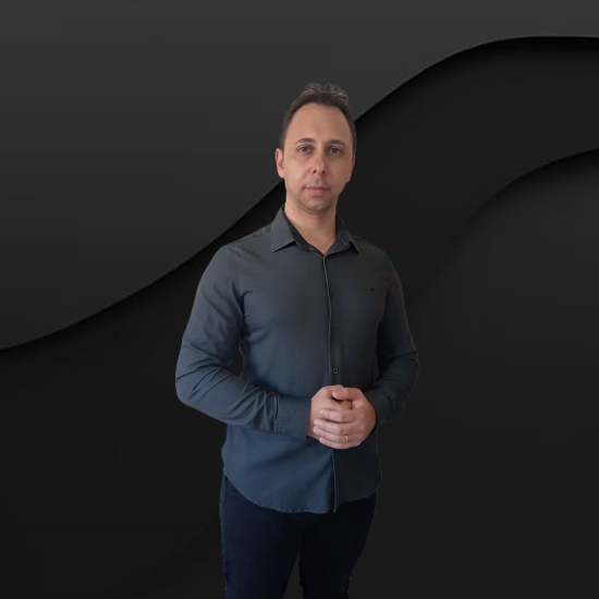 LÉO 01 PERFIL - Leo Creative Brand